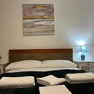 Apartment Entire Flat Near Kings Cross London