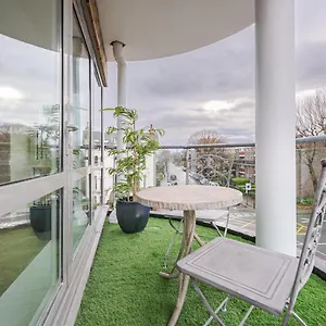 Apartamento Stunning 2Br 2Bth Apartment With Ac In The Heart Of Chiswick *