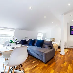 Apartment Immensely Beautiful Studio, 5 Min To Paddington