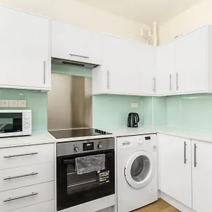 Very - Comfy & Quiet In Westminster For 4 Apartment