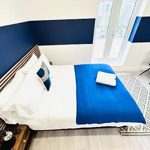 High Standard Perfect For Tourists! * London