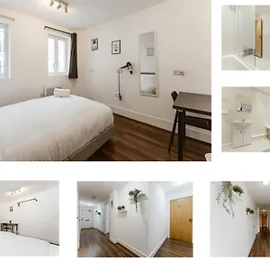 Renovu Exclusive Apartment London