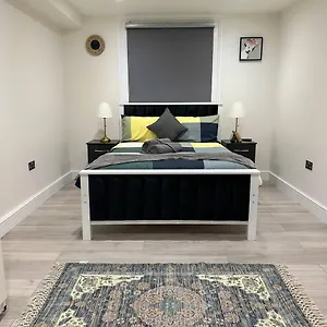Guest&rest 1 Apartment Ealing
