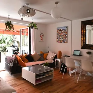 3-bed House With Amazing Garden