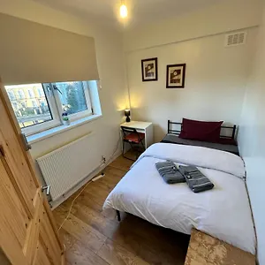 Guest house Victoria Park House R1 *