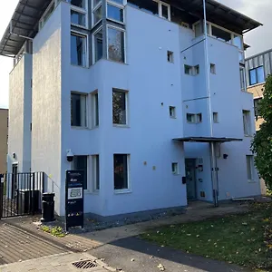 Cosy Private Ensuites And In The Heart Of Apartment Cheltenham