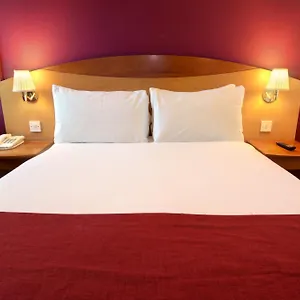 Waterloo Hub And 3* London