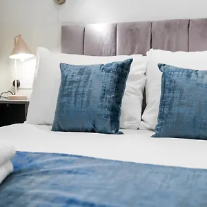 Urban Nest 2 Apartment London