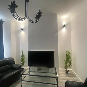 Spacious 3 Bed House London Thornton Heath