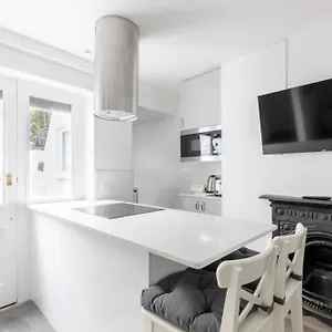 Apartment Sleek & Well-connected Flat Archway! *