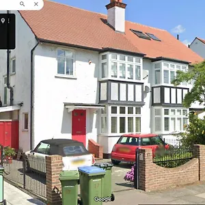 Greenwich House Homestay