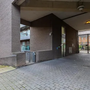 Apartment Gorgeous 1bd Flat - 10 Mins From Clapham Common! *