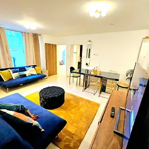 Modern Hyde Park With Private Entrance & Private Back Patio Near Bayswater & Paddington Stations Appartamento