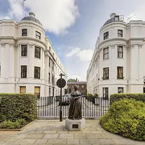 Apartment Buckingham Palace Mansion - Sleeps 12 London