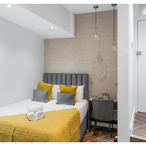 Compact Comfort: Your Basecamp Apartment *