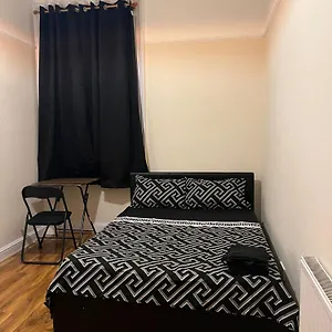 Guest house 3 Bedroom London