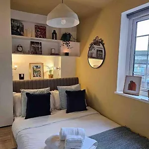 Lägenhet West Kensington Flat, Balcony