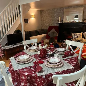Stylish Flat In Prime Location Near Hyde Park London
