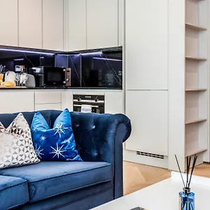 Apartment New Riverside Sleeps 5 Easy To Tour London
