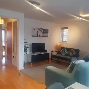 Apartment Easy - Bright And Airy 2bed Apart