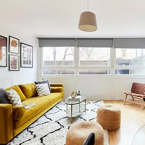 The Kennington Park Crib - Lovely 2bdr Flat With Garden