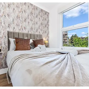 Appartamento Energizing Getaway: Newly Renovated 2 Bedroom Flat