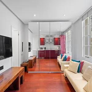 Londwell, Sloane Square Gem, Private Terrace * London
