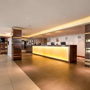 Hilton Olympia 4* London