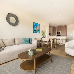Charles Hope London Greenford * Greenford (Greater London)