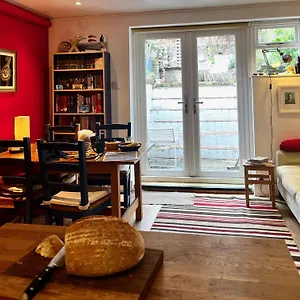 Apartment Comfy Child/dog Friendly Garden Flat Heart Camden