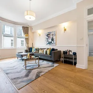 Apartment Spectacular 3 Bed In Berkeley Sq Mayfair *