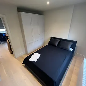 Stunning Portobello Road Flat *