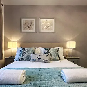 Jane Place In Putney - 3 Double Beds, Ideal For Families *