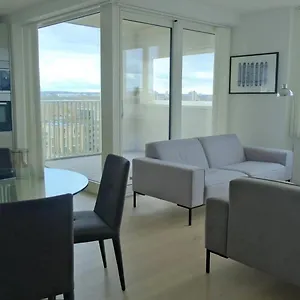Luxury 2b2b In Apartment *