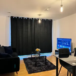 Apartment Spacious 2 Bedrooms In Stratford London