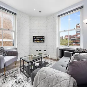 Stunning 1 Bedroom In Westminster With Ac Sleeps 4 Apartment London