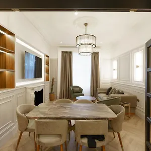 Apartment Holland Park *
