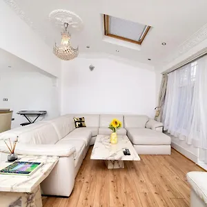 بيت للعطل Chic 3br - Eats And Sights Closeby لندن
