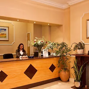 Hotel Avon