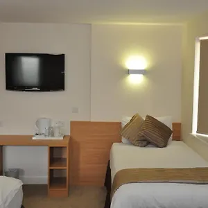 Hotel Queens 3*
