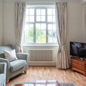 Chestnut Blossom - 1 Bedroom In Kensington