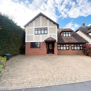 Emerson Park Mansion Holiday home *