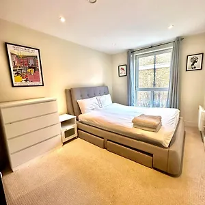 Modern 1 Bedroom Moments From Shoreditch Apartmán *