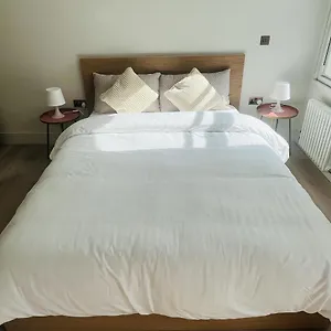 Private Room@leicestersquare In A Shared Flat * London