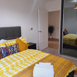Street View Apartment London