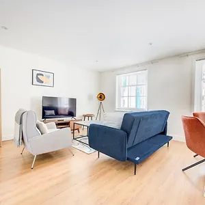 Appartamento Guestready - Sleek Serenity In Hammersmith Londra