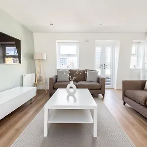 Apartment The Wandsworth Collection