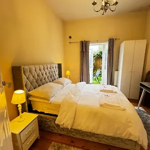 Entire 1bed Stratford Westfield Лондон
