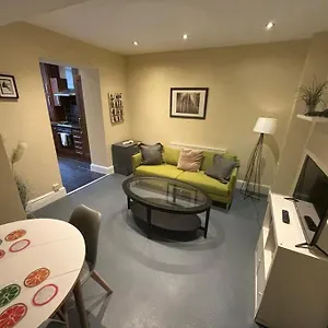 Apartment Cosy 1 Bed In Central Available London