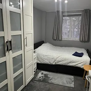 منزل للإقامة Spacious Double لندن